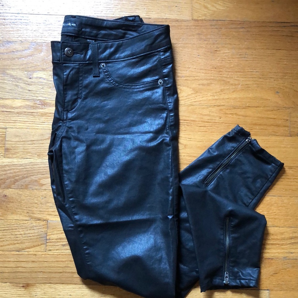 Bebe pants